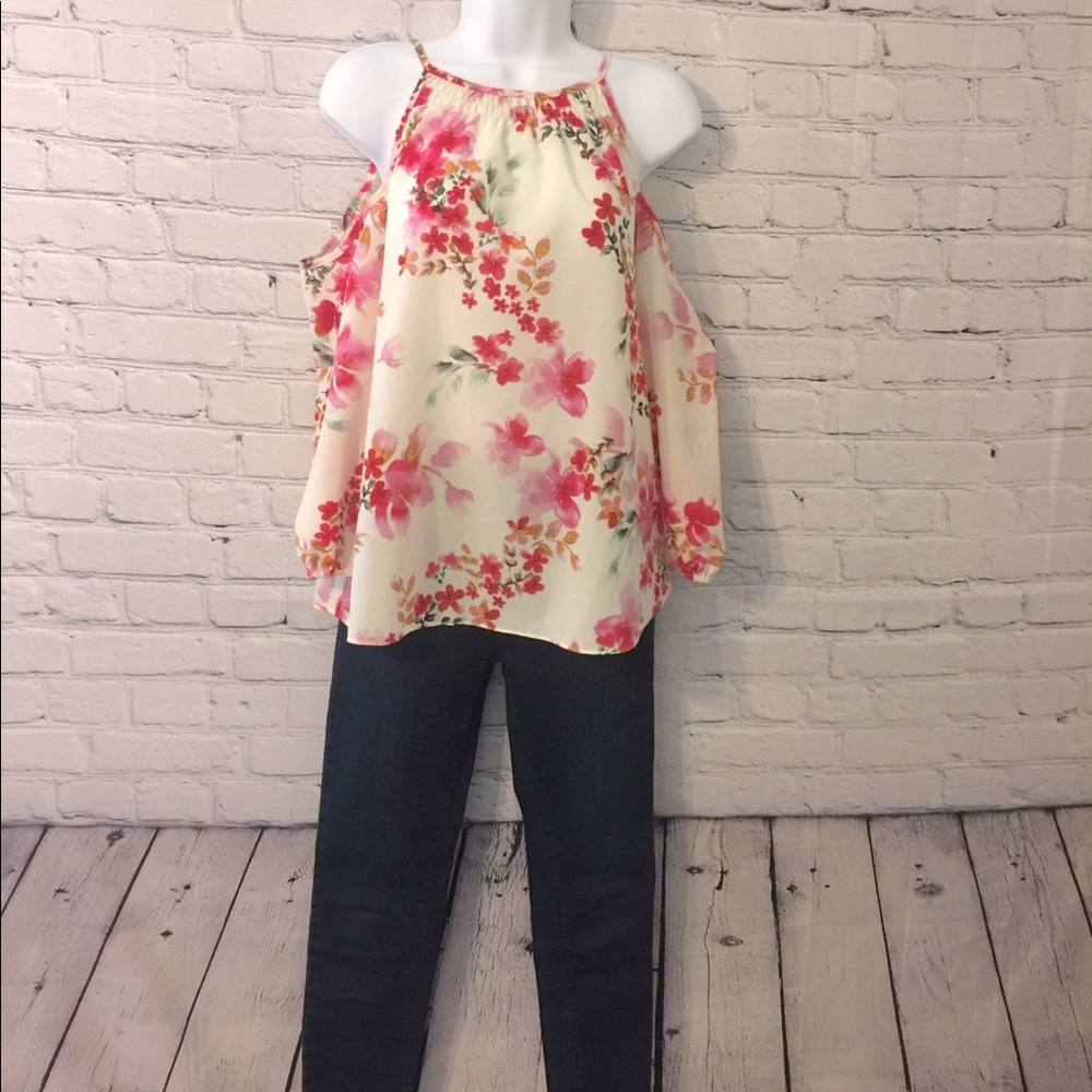 Sanctuary Floral Cold Shoulder Top - Picture 3 of 13